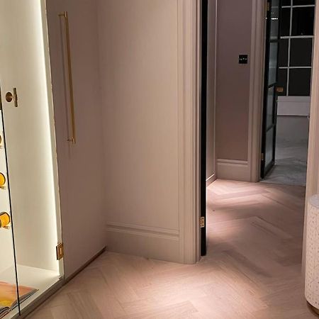 Luxury Georgian Apartment - 5 Minute Walk To Spa Бат Экстерьер фото