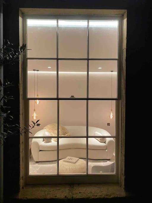 Luxury Georgian Apartment - 5 Minute Walk To Spa Бат Экстерьер фото