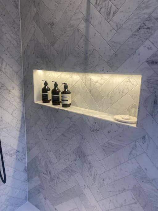 Luxury Georgian Apartment - 5 Minute Walk To Spa Бат Экстерьер фото